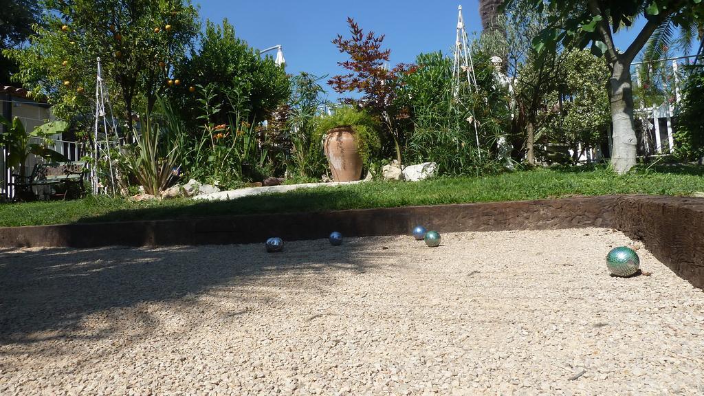 La Lezardiere La Colle-sur-Loup Ruang foto